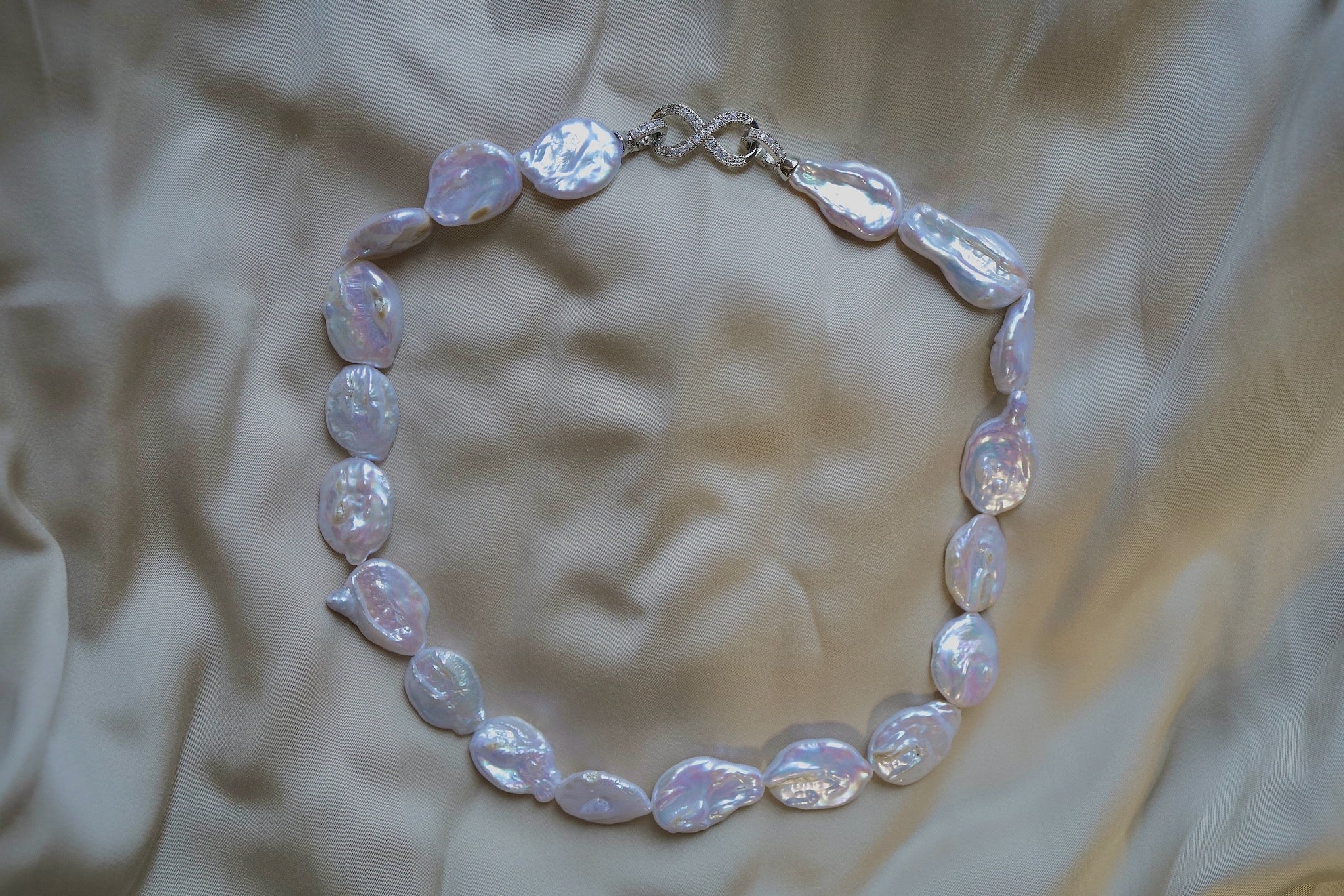 N-005 | Rare Shimmering Porcelain Flat Baroque Necklace