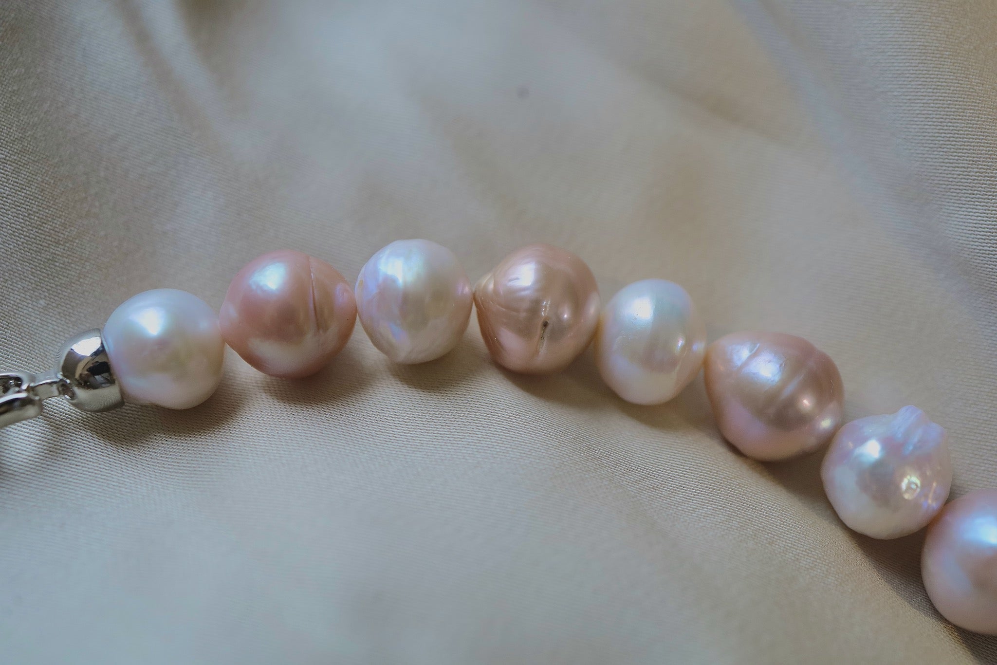 N-006 | Apricot & Porcelain Organic Baroque Pearl Necklace