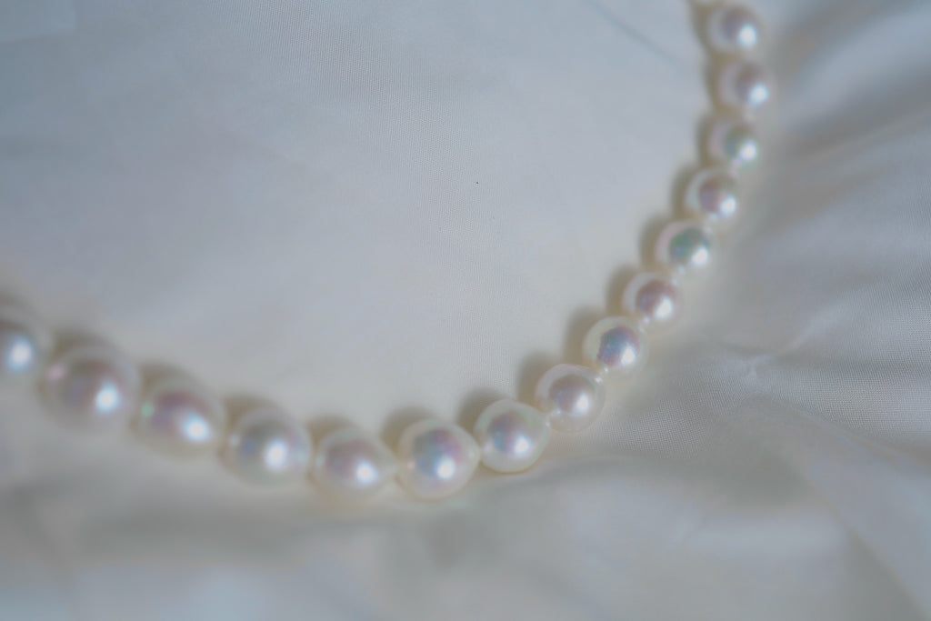 N-008 | Rare Iridescent White Baroque Pearl Necklace