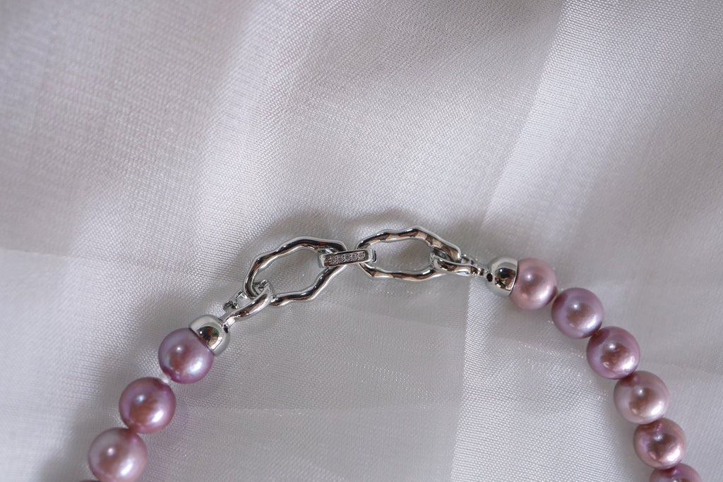 N-003 | Rare Orchid Glow Round Pearl Necklace (9.8mm)